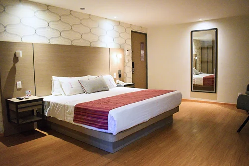 Family Room (1)