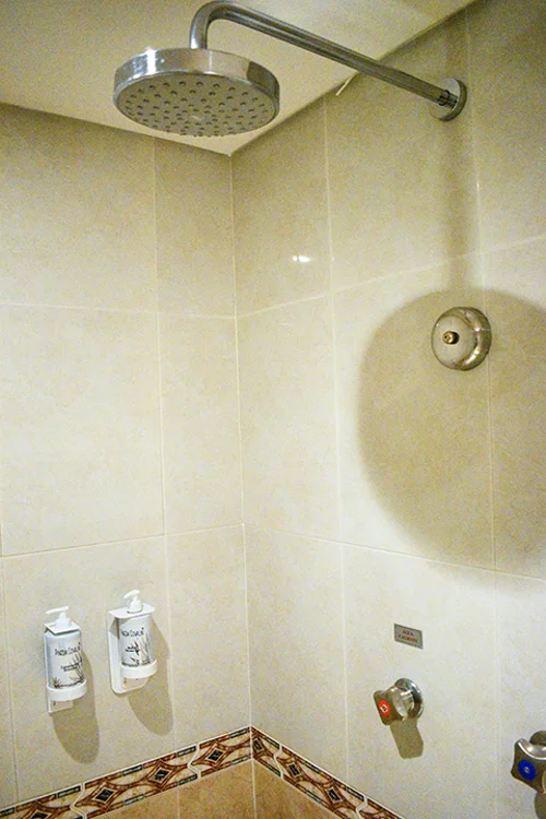 Corner Suite (26) Corner Suite (26)